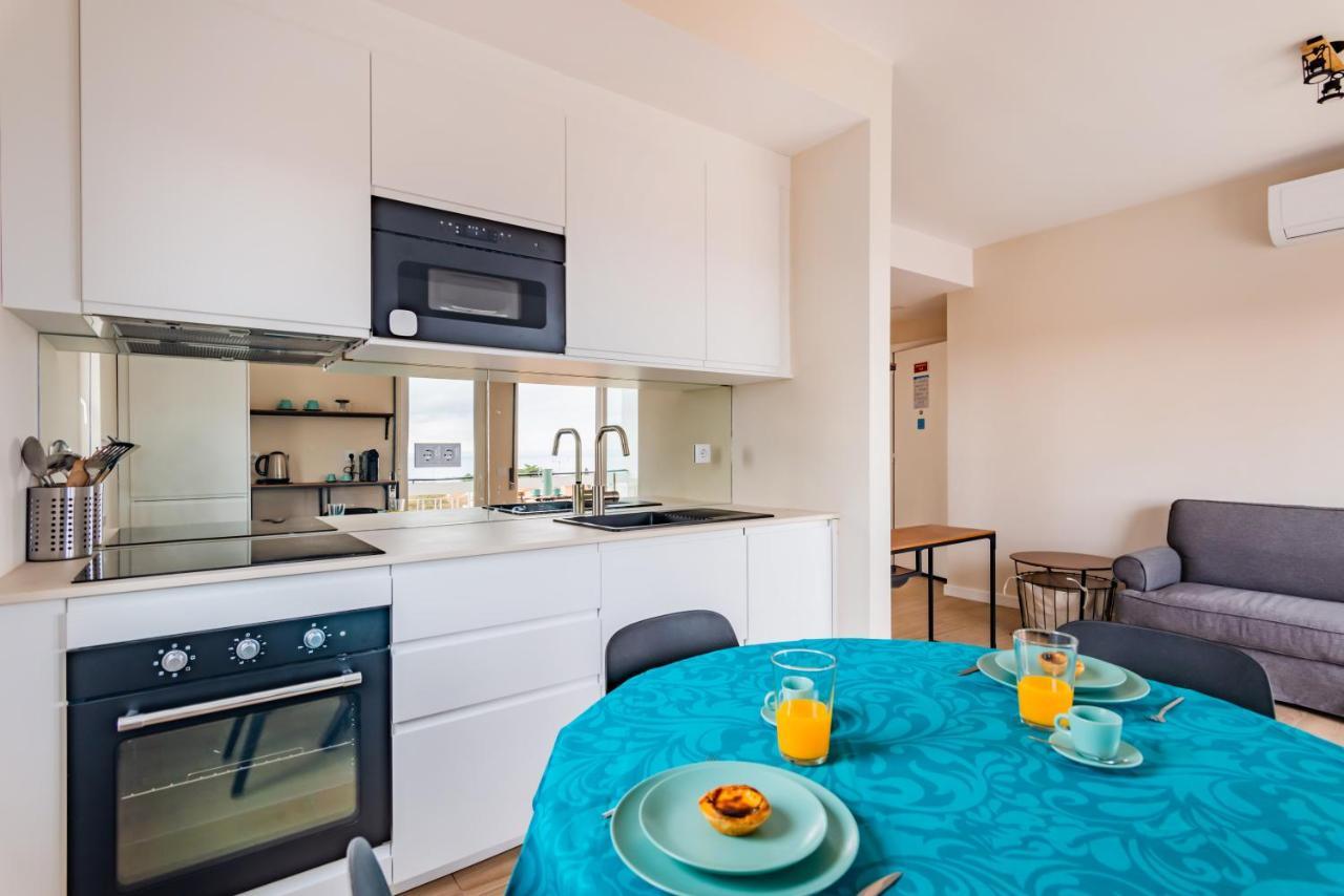 Sunny With Ocean Views Apartment